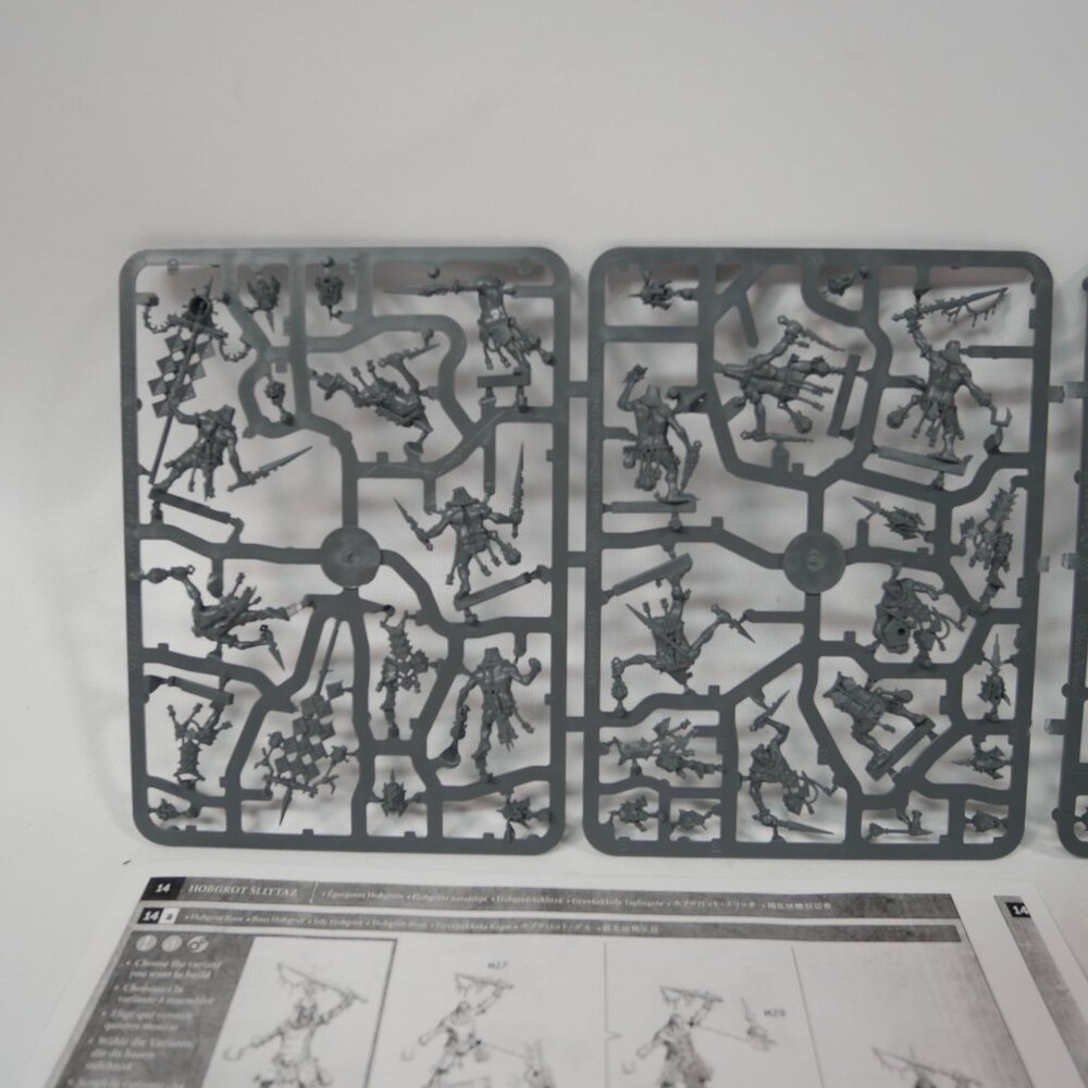 Warhammer Age Of Sigmar Hobgrot Slittaz Miniatures x10 W/ Bases & Instructions - Picture 3 of 6